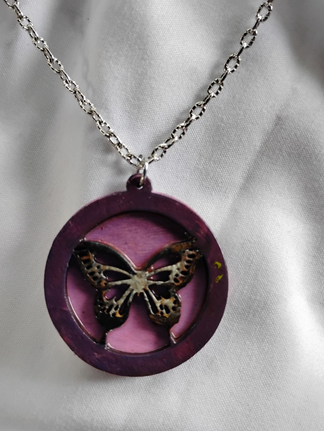 Beautiful butterfly necklace 