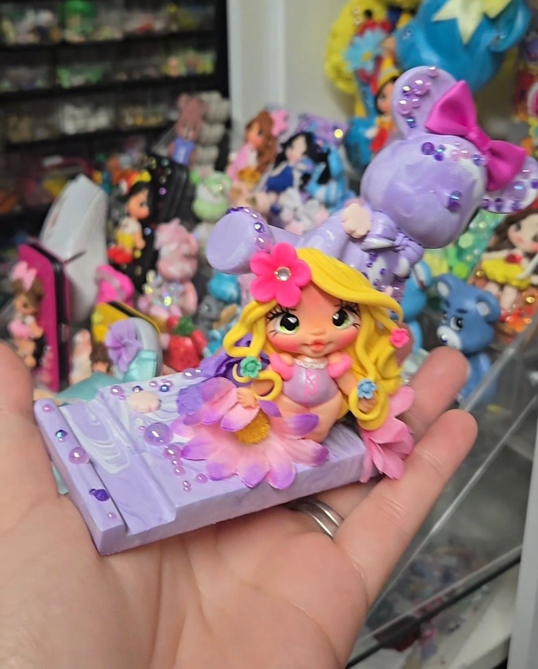Repunzel cell bear
