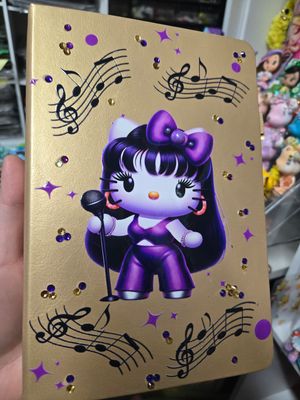 Selena Hk