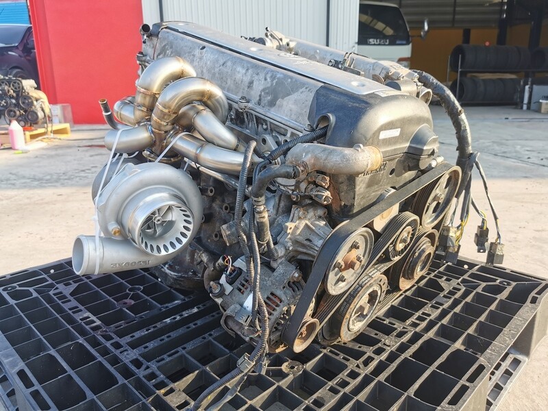 Toyota 1JZ-GTE vvti engine. BIG SINGLE turbo