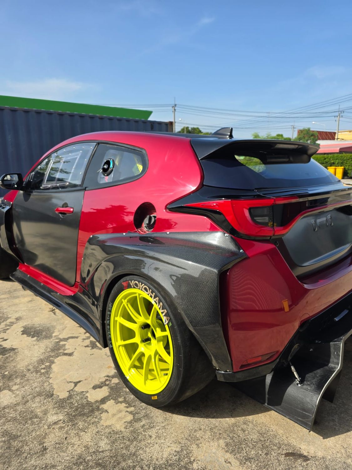 GR Yaris - Varis Kamikaze Style Carbon Aero