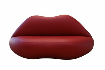 Lip Sofa