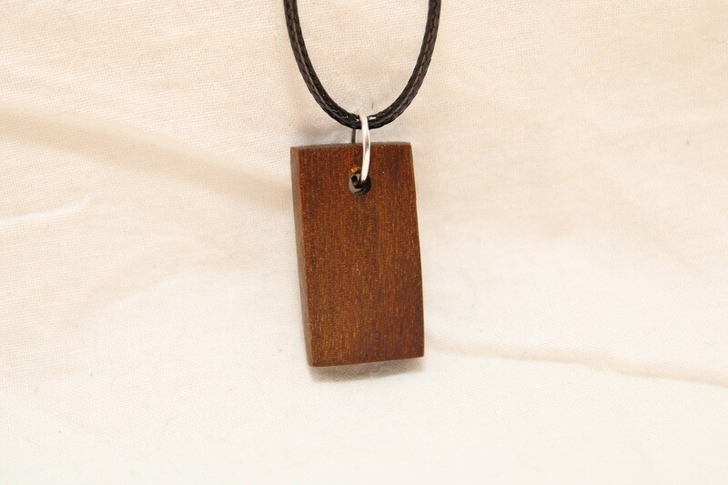 Pendentif RHEA en Cumaru