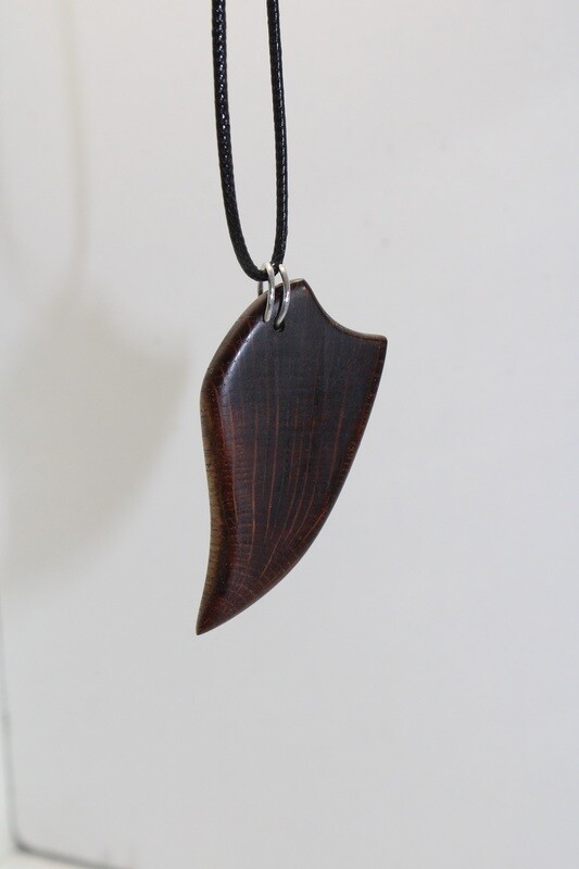 Pendentif Crocs en chêne