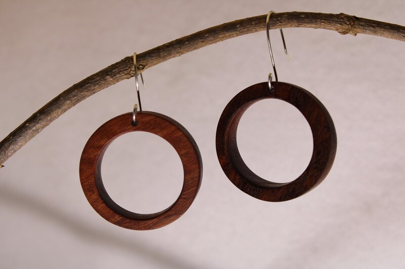 Boucles d'oreilles créoles LYDIA  en acajou