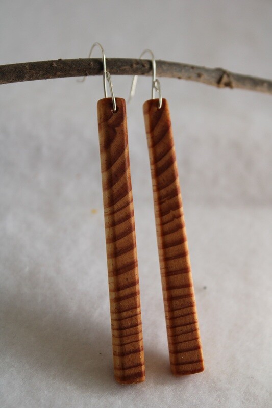 Boucles d'oreilles ADRIANNA en Pin