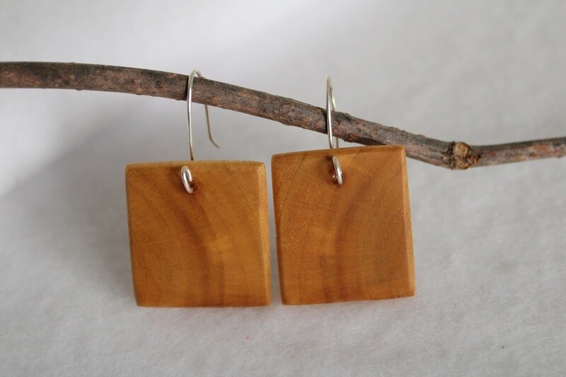 Boucles d'oreilles CARMEN en Pin