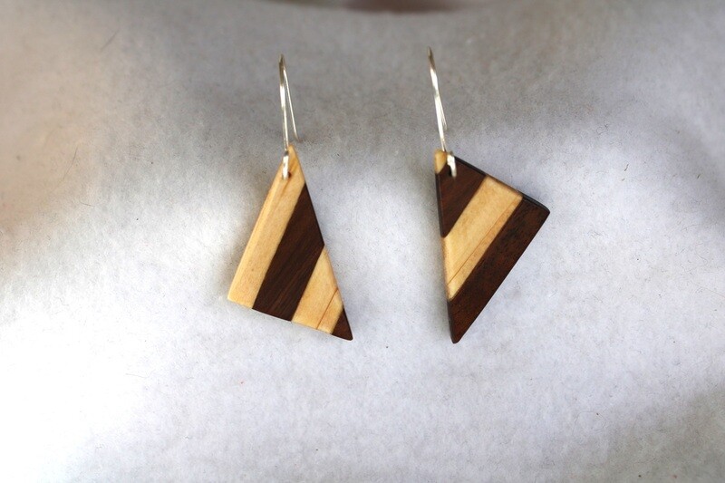 Boucles d'oreilles ZOLA en pin doré et bois exotique