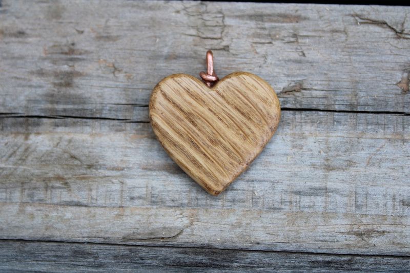 Pendentif ELAURA en chêne