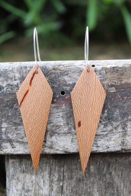 Boucles d'oreilles NILLA en noyer