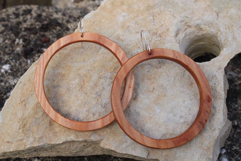 Boucles d'oreilles créoles GLORIA en pin douglas