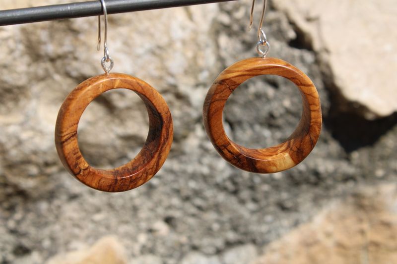 Boucles d'oreilles créoles LAELIE en olivier