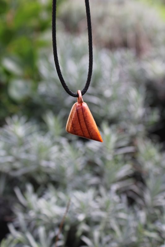 Pendentif Orionis en cèdre et platane
