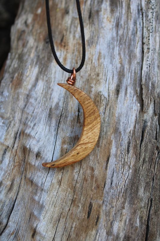Pendentif Nox en chêne