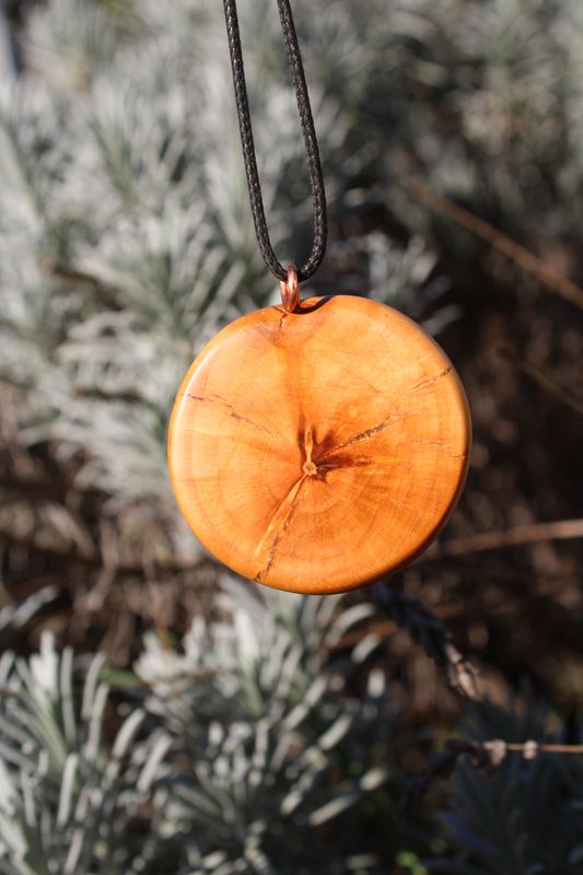 Pendentif Coeur de Forêt en cerisier