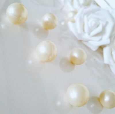 White Elegant Bath Pearl