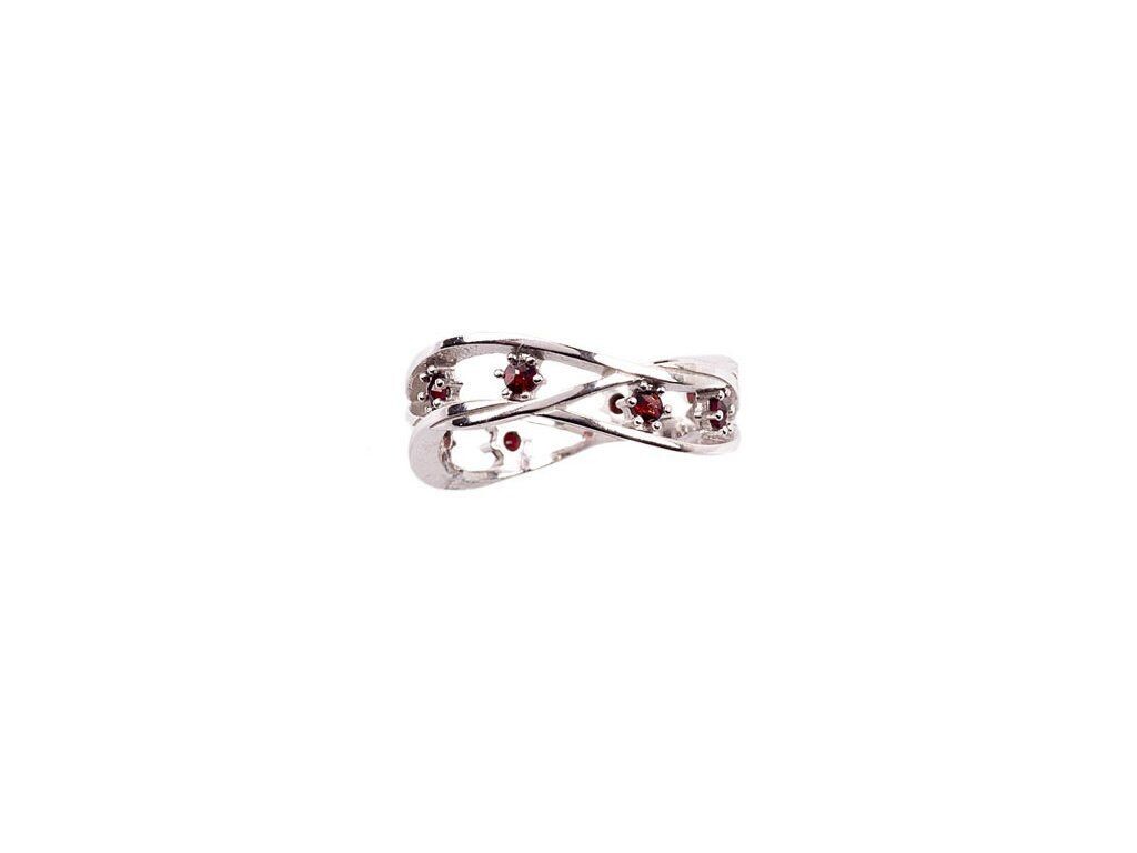 Ring böhmischer Granat
