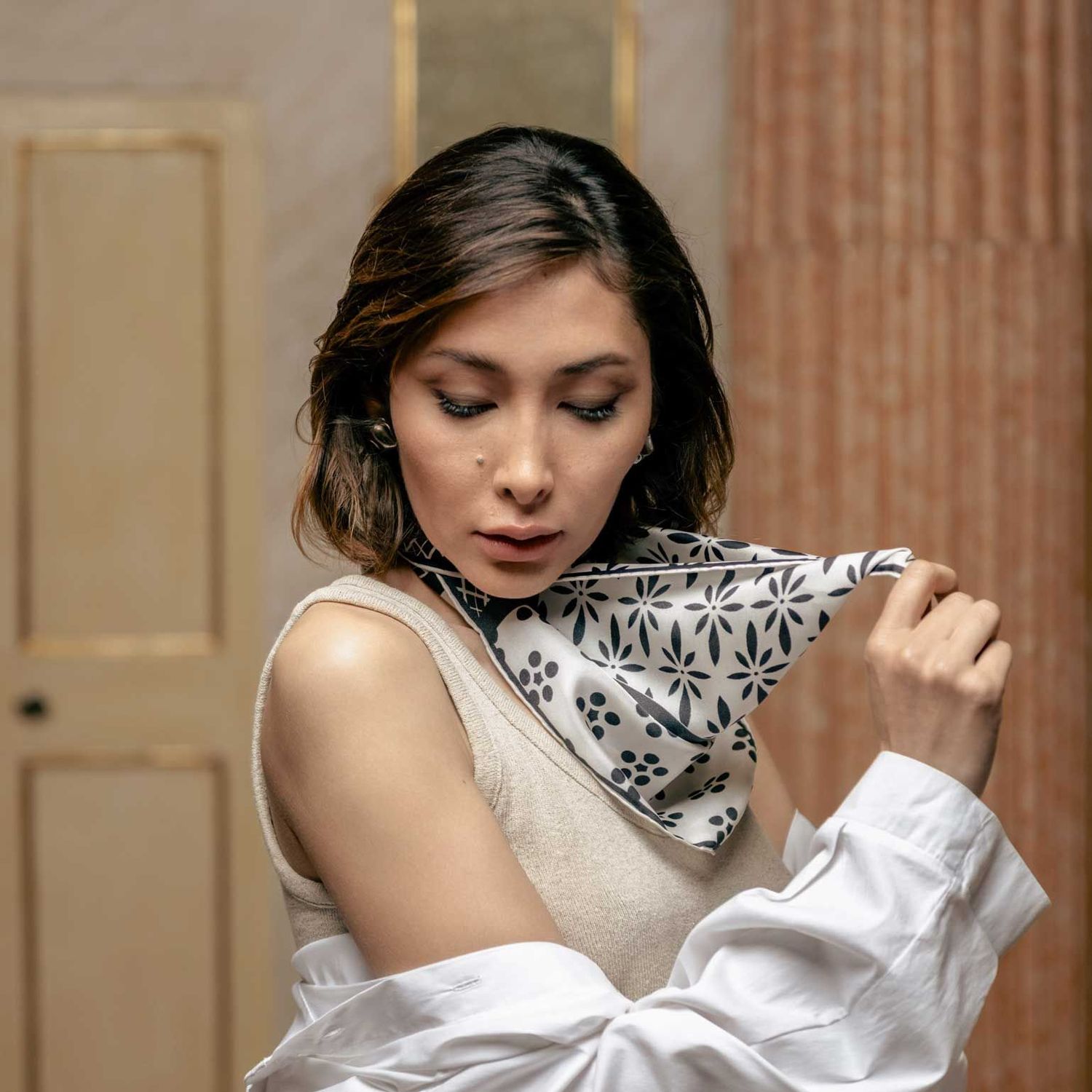 Nadia Bandana aus Seide Schwarz Nadia Bandana aus Seide Schwarz