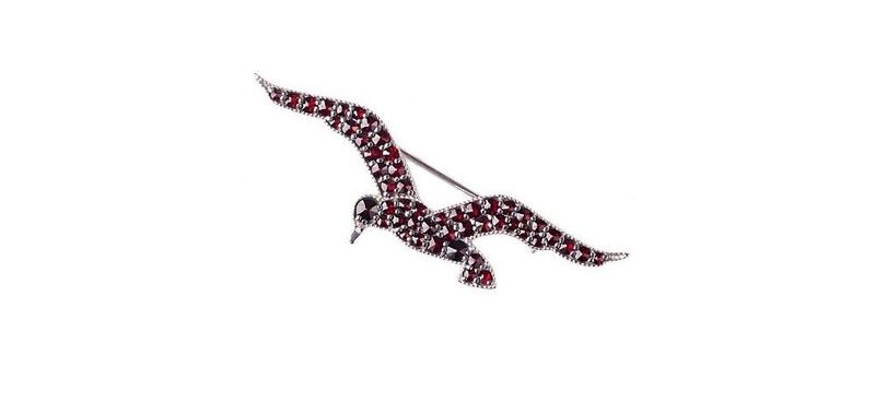 Brosche Vogel böhmischer Granat