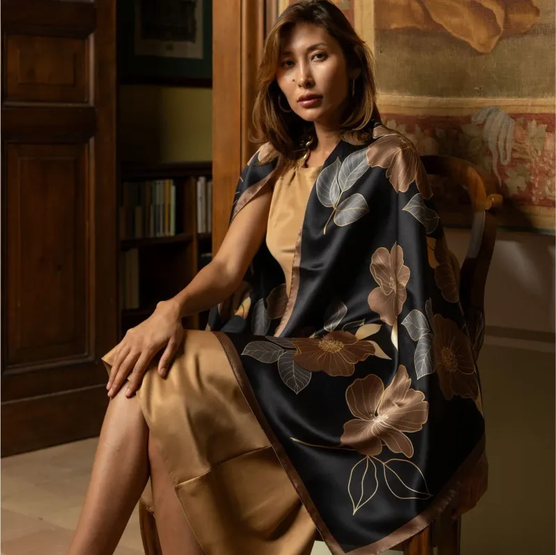 Laura - großer Abendschal Schwarz