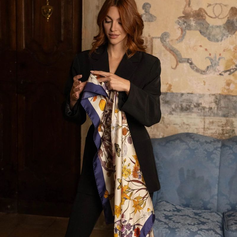 Flora - Seidentuch dunkle Violett