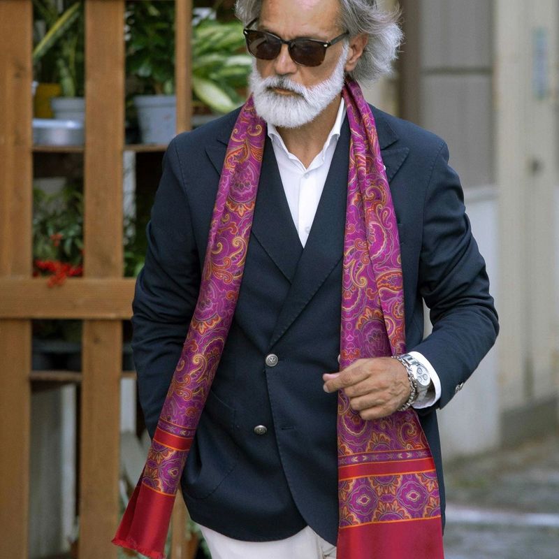 Ferrara - doppelseitige Seidenschal Magenta