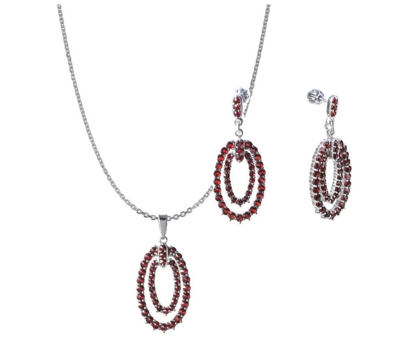 Juwel Set mit Granat Oval