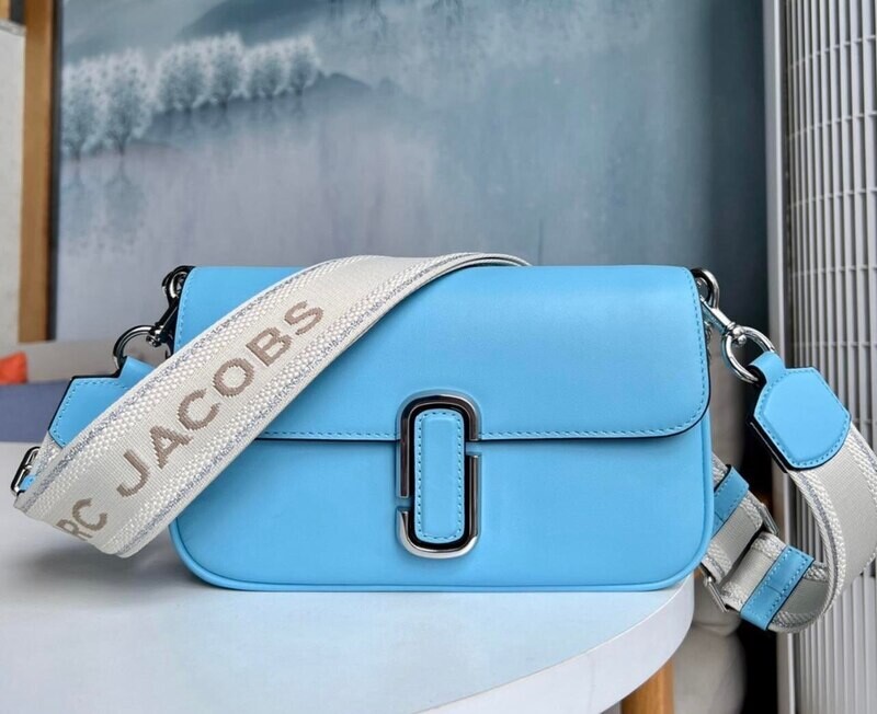 Marc Jacobs J marc in light blue leather