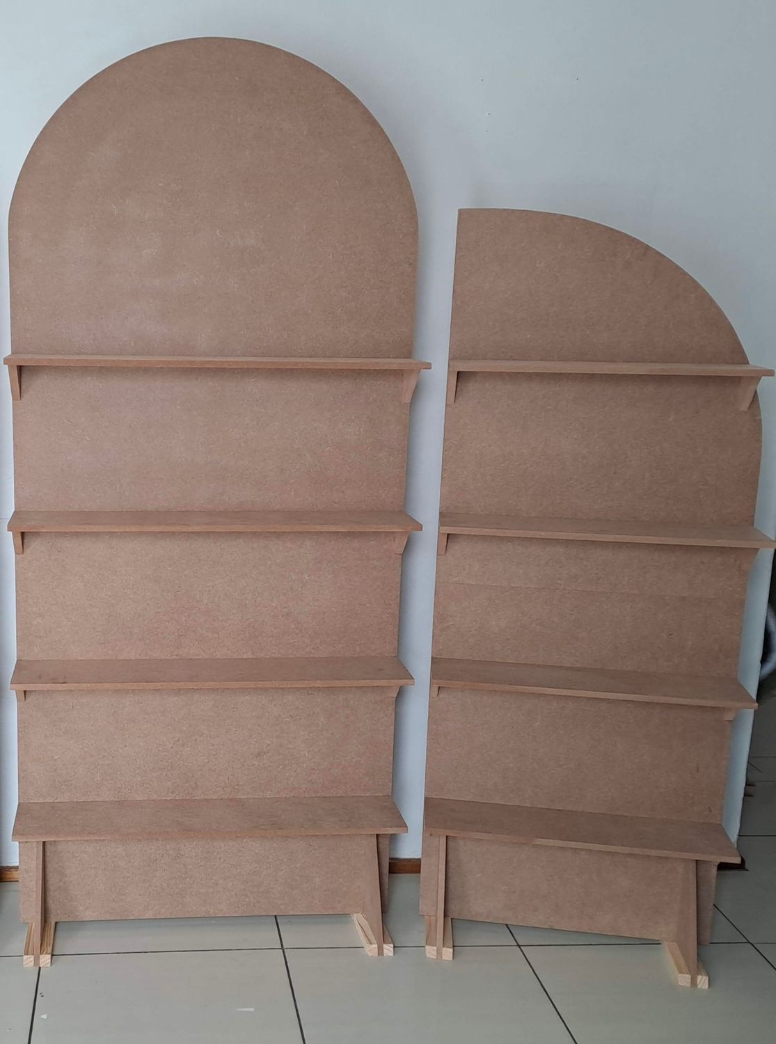 2 Piece Easy Store Backdrop Set With Shelves. Details in Description