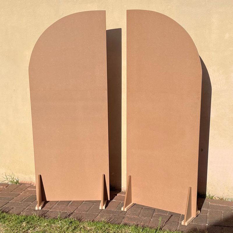 2 Piece Plain Wooden Curved Backdrop Set Details in Description