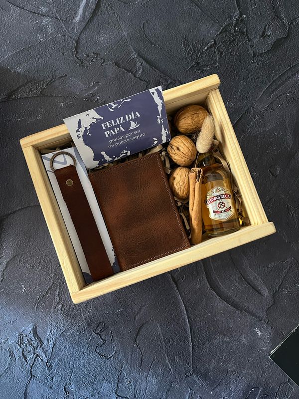 Mini Whisky, billetera &amp; llavero de cuero