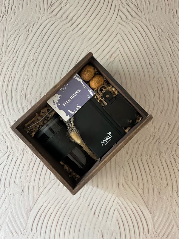 Vaso, libreta &amp; llavero de cuero