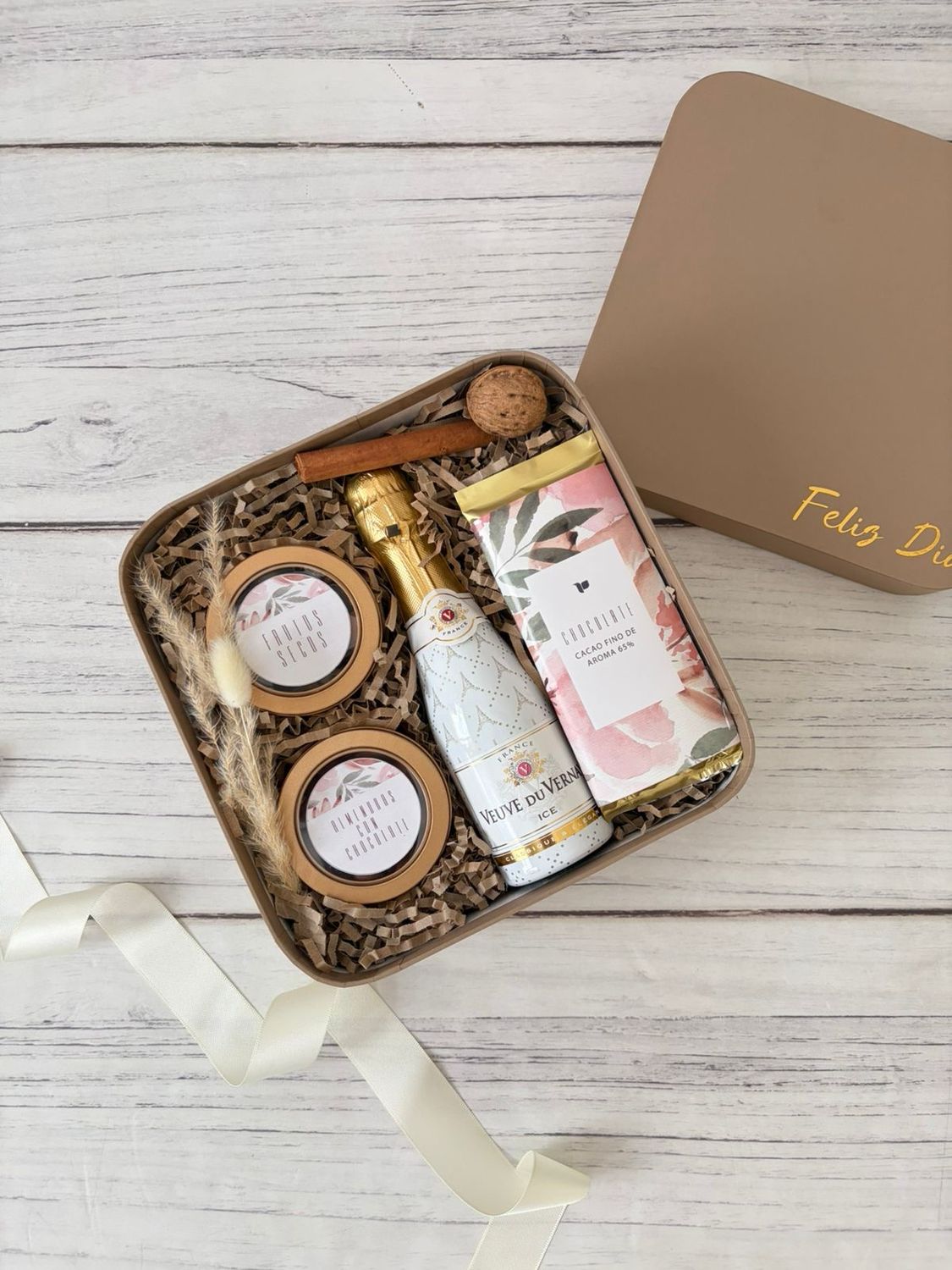 Champagne, chocolate &amp; frutos secos