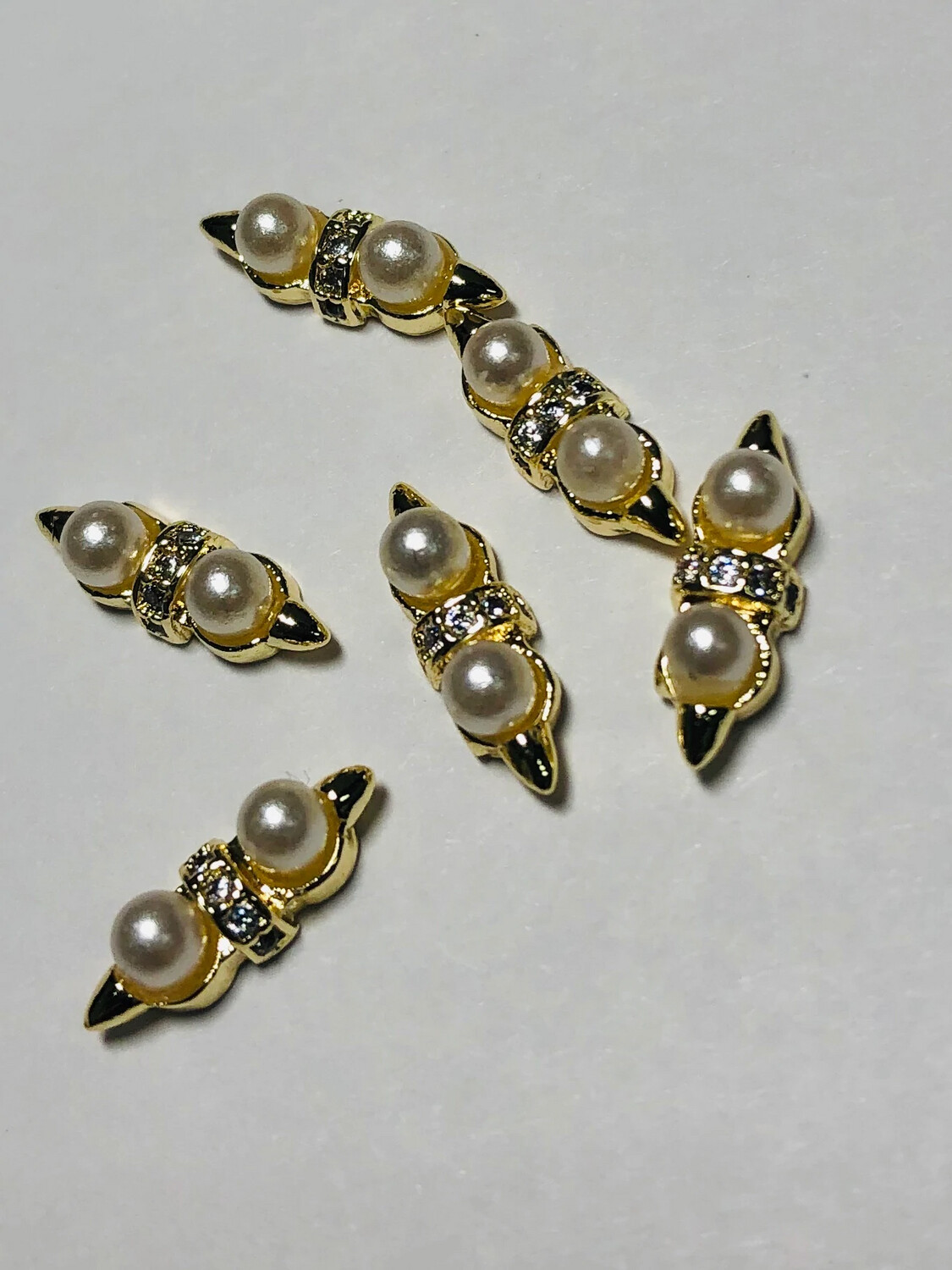 Zircon, Available: Zircon - 01