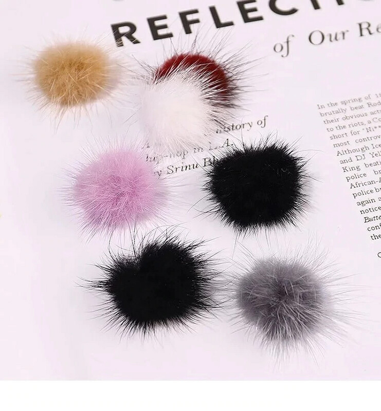 Fluffy Nail Balls 24 unit POM POM