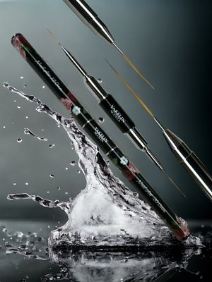 Doble linner. Nail art