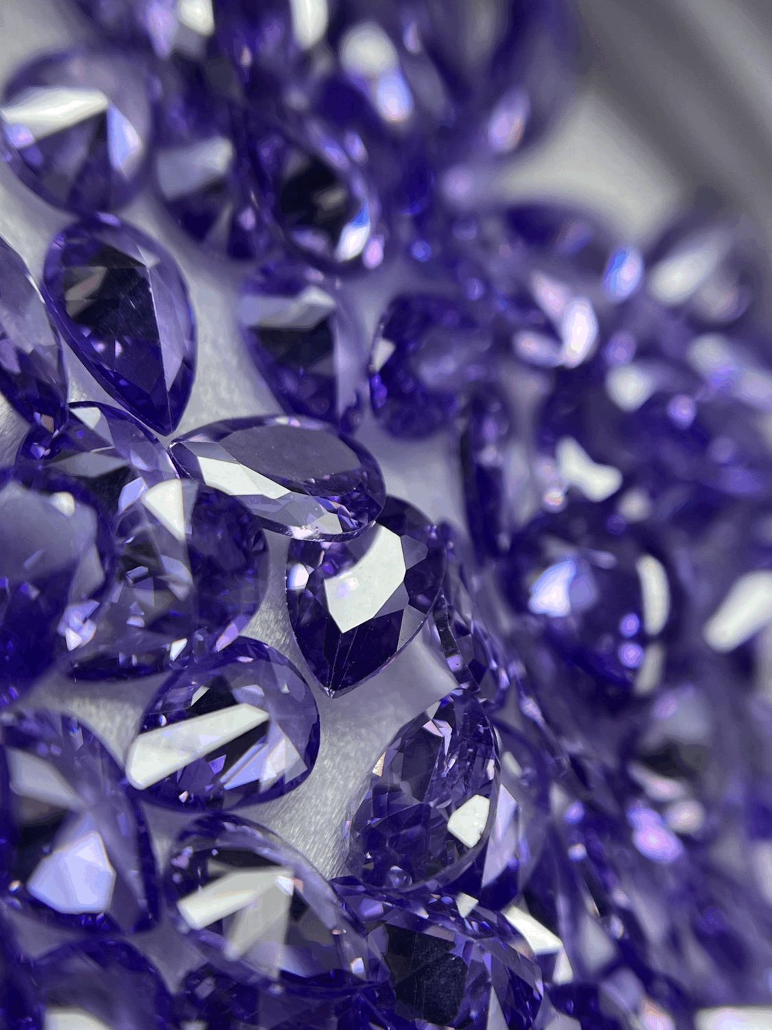 Pear 5/7  mm violet  12 unit