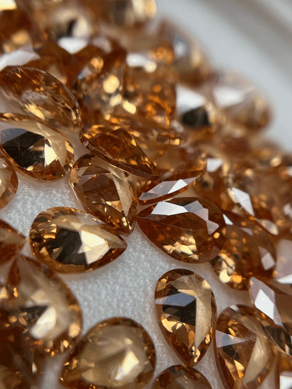 Pear 5/7  mm D champagne   12 unit