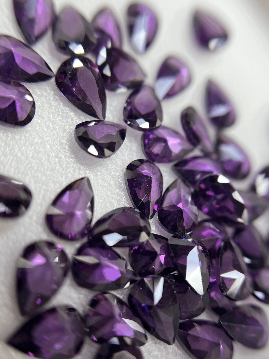 Pear 4/6  mm D amethyst 12 unit