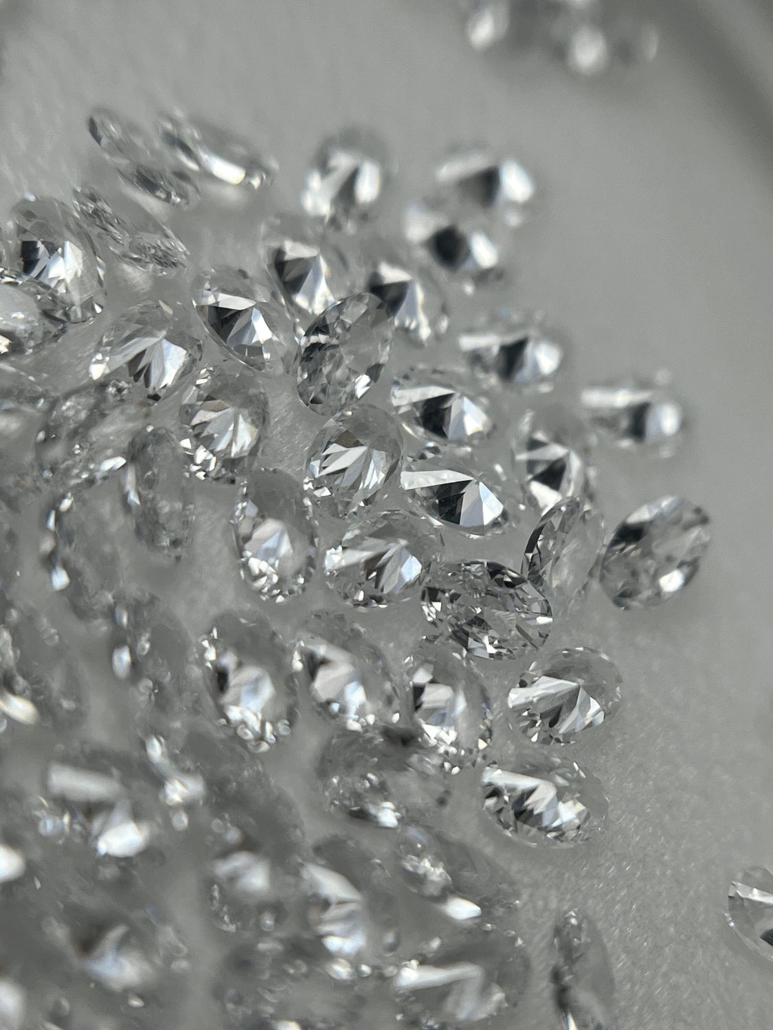oval 2/3 mm clear  12 unit