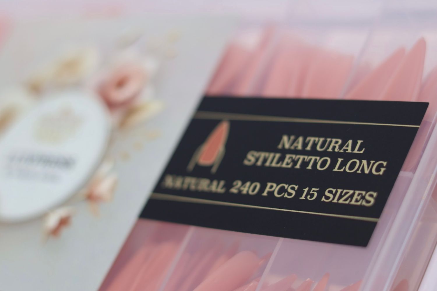 LUXPRESS  NATURAL STILETTO LONG  COLOR( NATURAL )  240 PCS 15 SIZES