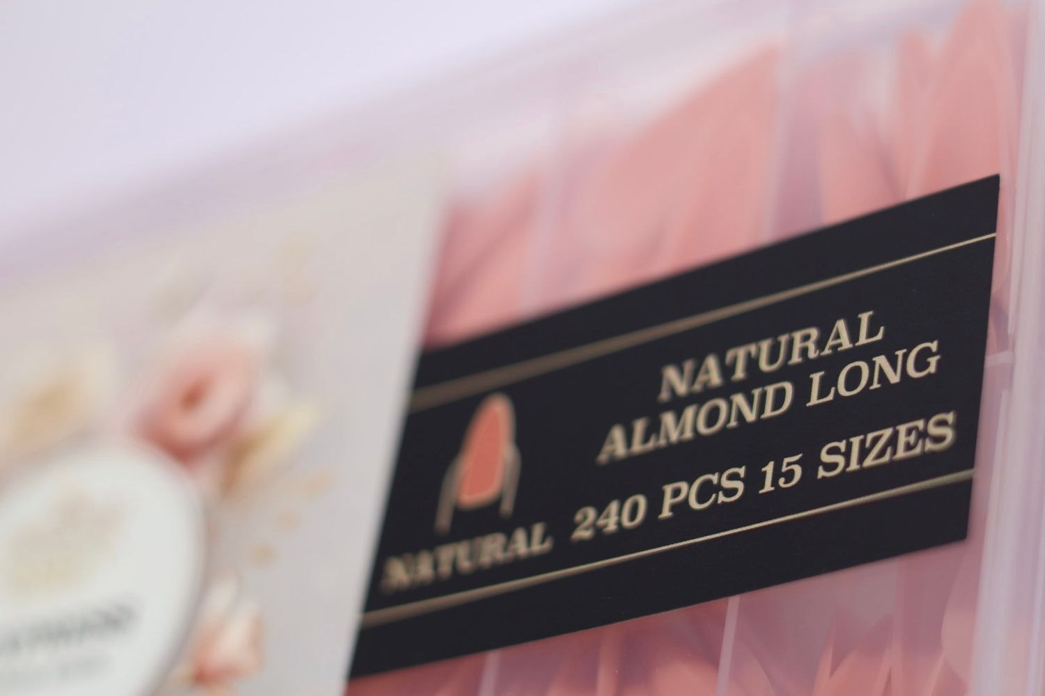 LUXPRESS NATURAL ALMOND LONG COLOR( NATURAL ) 240 PCS 15 SIZES LUXPRESS NATURAL ALMOND LONG COLOR( NATURAL ) 240 PCS 15 SIZES