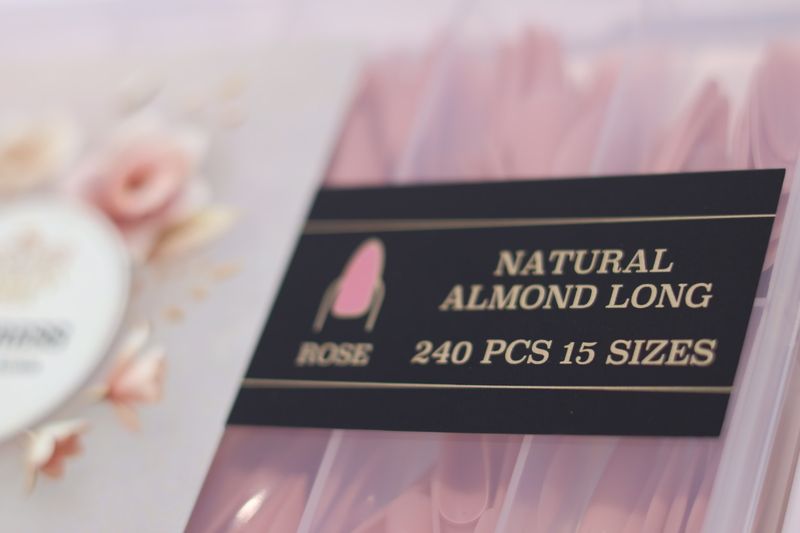 LUXPRESS  NATURAL ALMOND   LONG  COLOR ROSE  240 PCS 15 SIZES