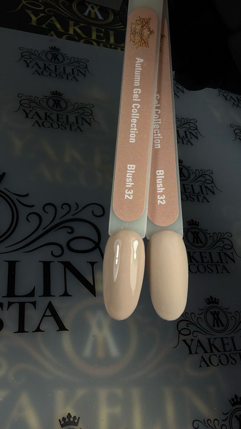 AMBER AUTUMN GEL POLISH #34 AMBER AUTUMN GEL POLISH #34