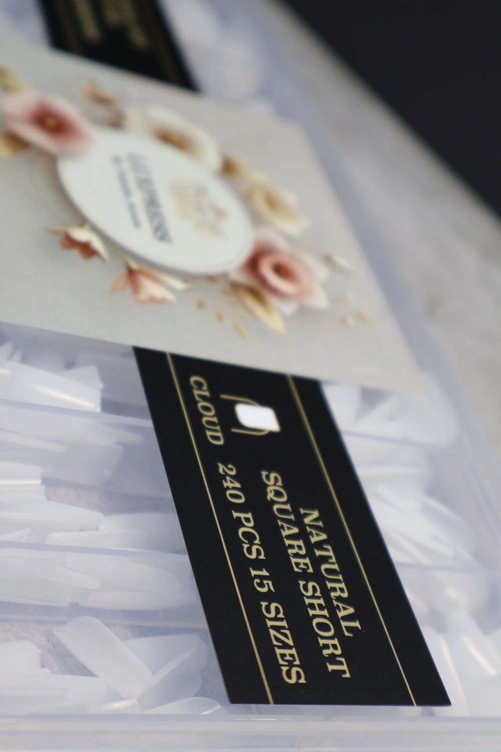 LUXPRESS  NATURAL SQUARE  SHORT  COLOR( CLOUD WHITE )  240 PCS 15 SIZES