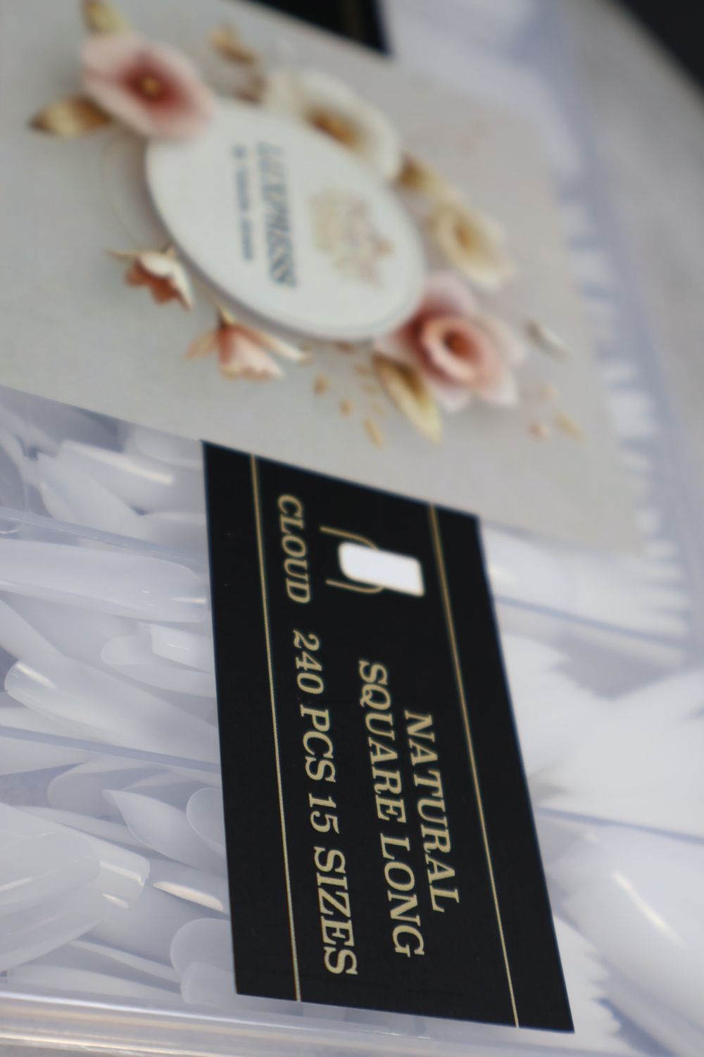 LUXPRESS  NATURAL SQUARE LONG COLOR( CLOUD WHITEB )  240 PCS 15 SIZES