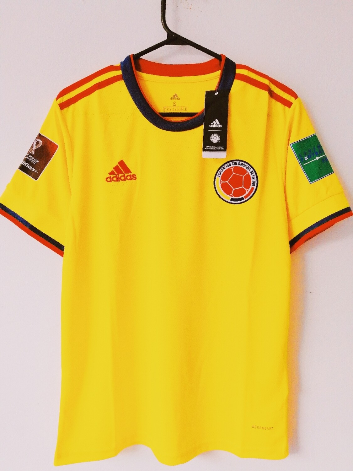 COLOMBIA LOCAL 20/22