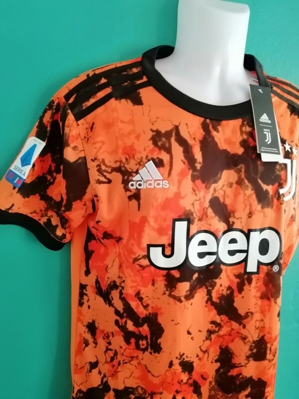 JUVENTUS TERCERA EQUIPACIÓN 20/21