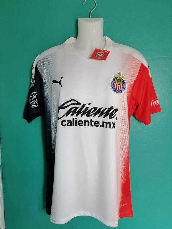 CHIVAS VISITA 20/21