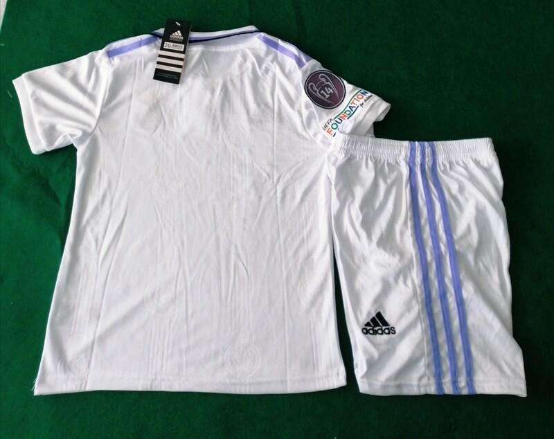 TRAJE REAL MADRID 22/23